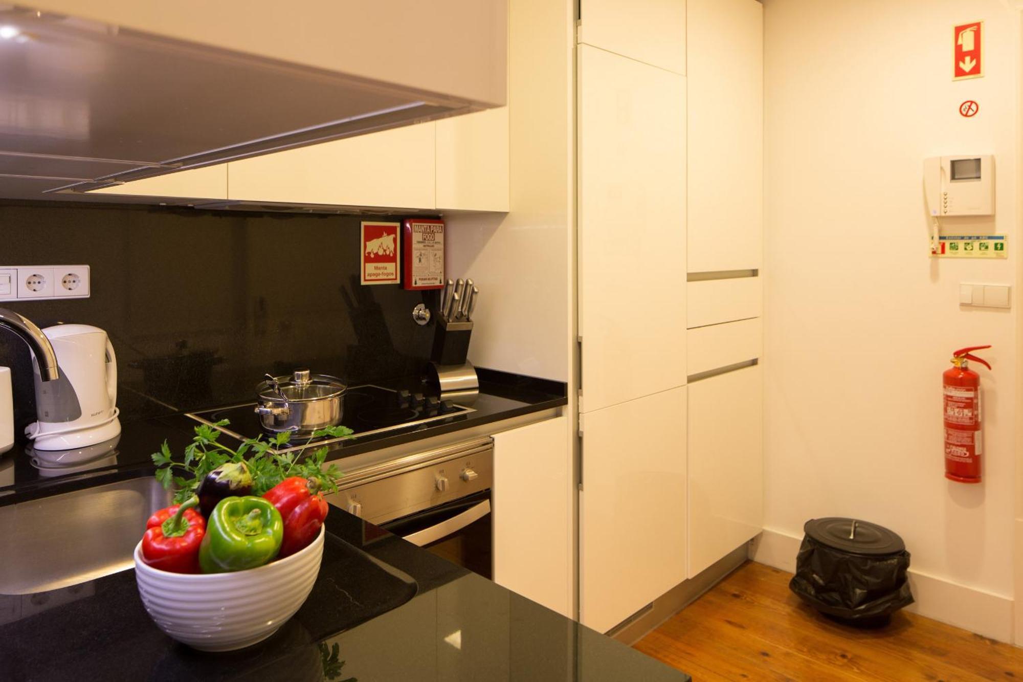 Apartamento No Cais Do Sodre, Zona Com Muita Vida Noturna, Ttlsp55 Lisbon Exterior photo
